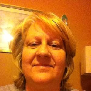 Meet your Posher, Debbie